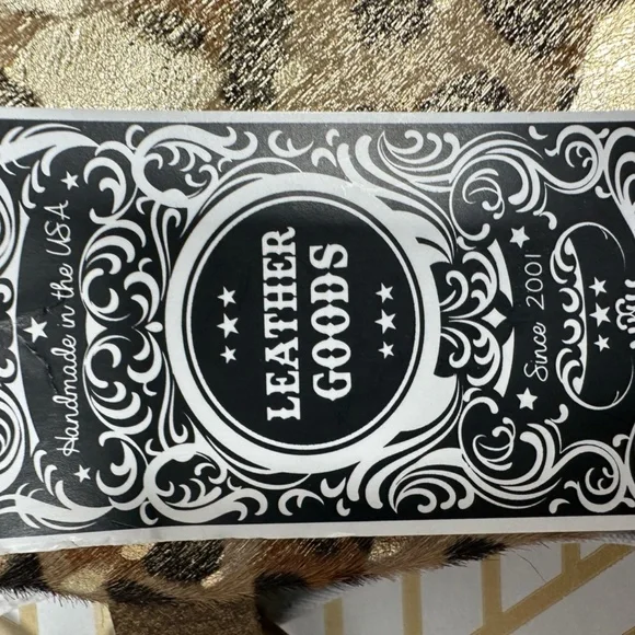 LV KEEP IT GYPSY GOUCHO WRISTLET Brown‎ Gold Metallic Leopard Print NWT - Picture 8 of 11